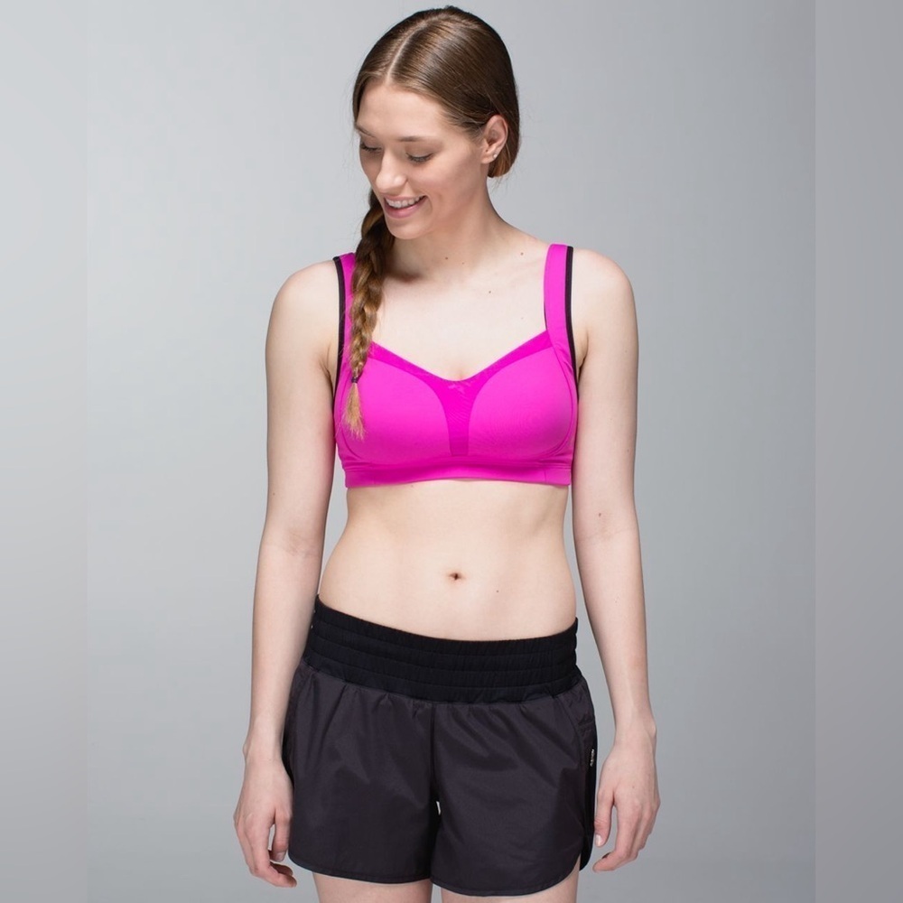 Lululemon Ta Ta Tamer II (C-DD cup)
Paris Perfection